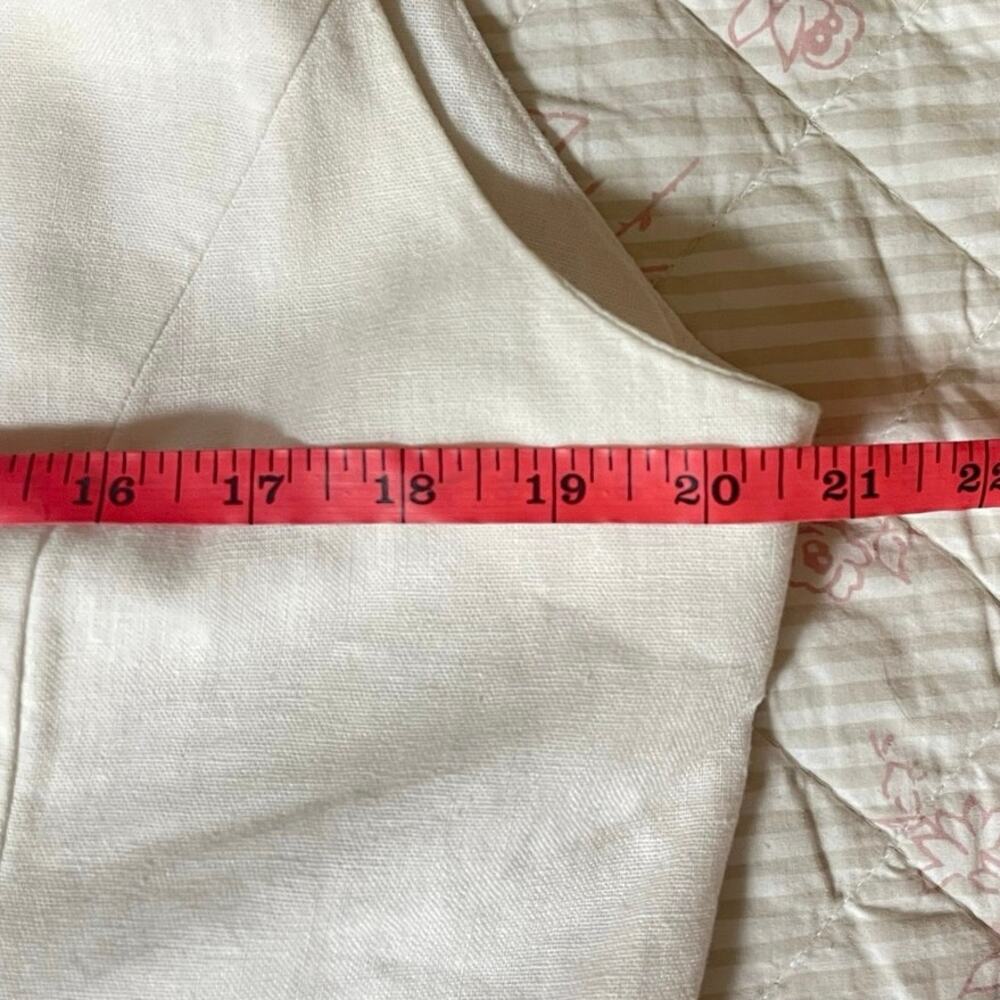 Tahari Linen Blend Button Vest Top Large White Minimalist Chic Coastal - Picture 5 of 9